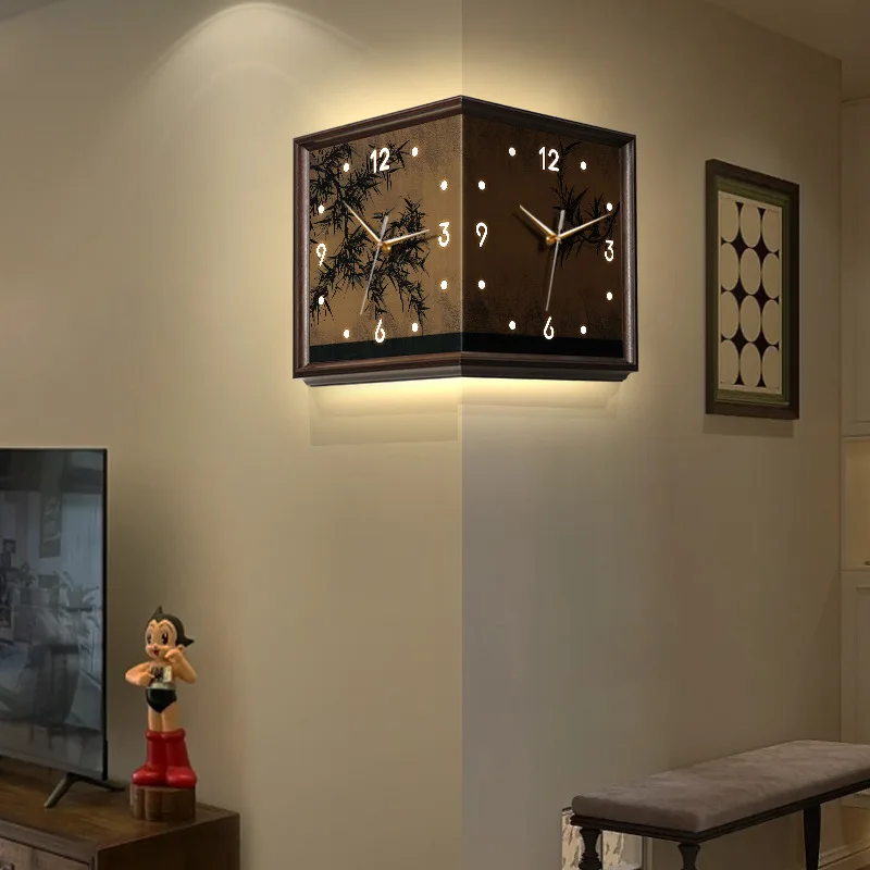 Mozhutu corner double-sided wall clock, corner Chinese style bamboo wall clock
