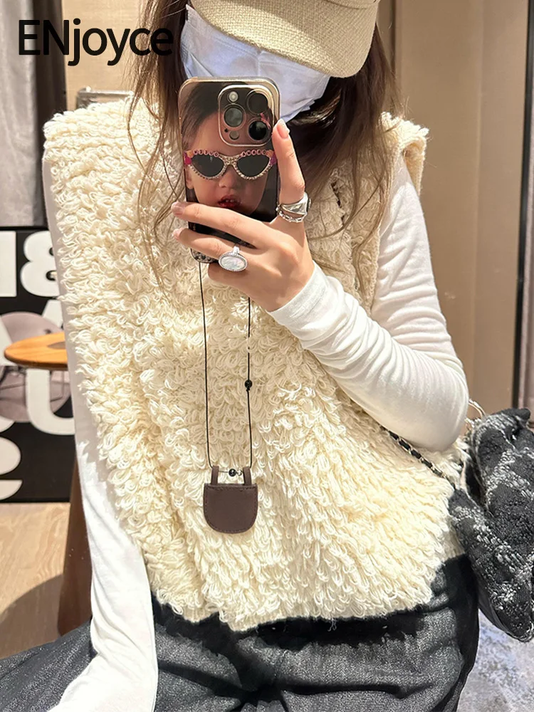 Women Vintage Soft Sticky Looped Woolen Knitted Vests 2024 Fall Ladies Korean Fashion Sleeveless Knitwear Y2K Streetwear