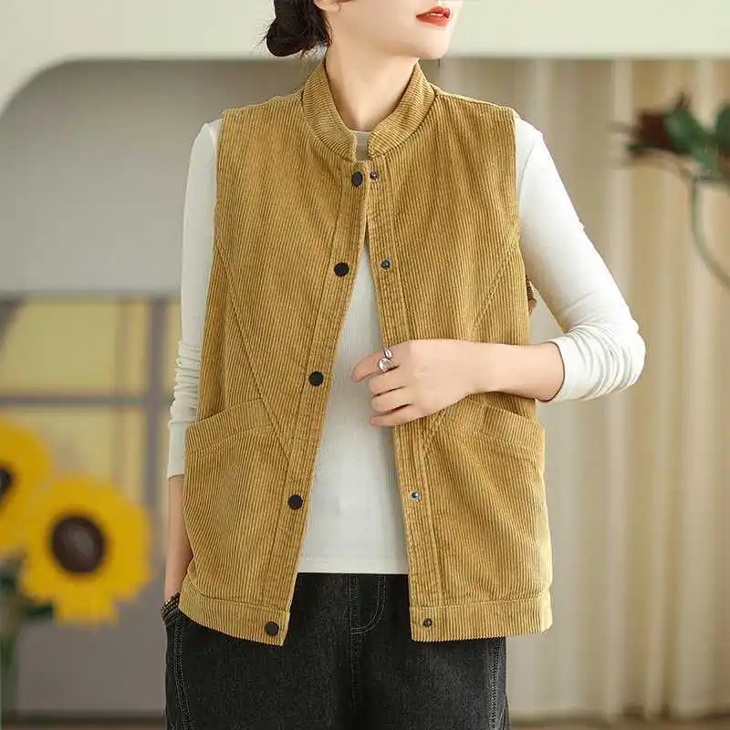 Retro Super Soft Corduroy Vest for Women in Spring and Autumn Literary and Casual Versatile Velvet Sleeveless Horse Clip Jacket
