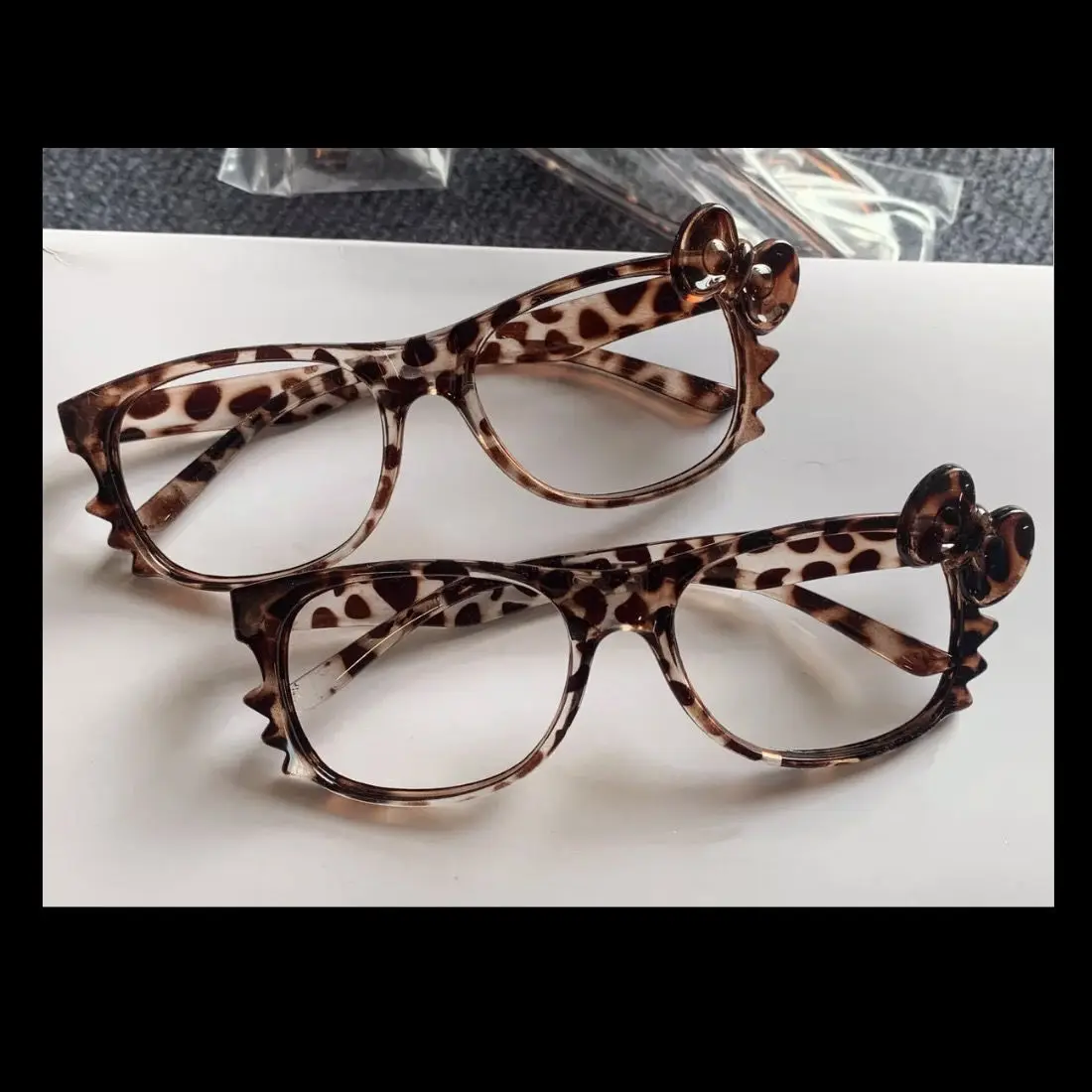 Sanrio Hellokitty Leopard Print Glasses Are Not Mainstream Cartoon Frames Y2k Retro Influencer Trend Personality