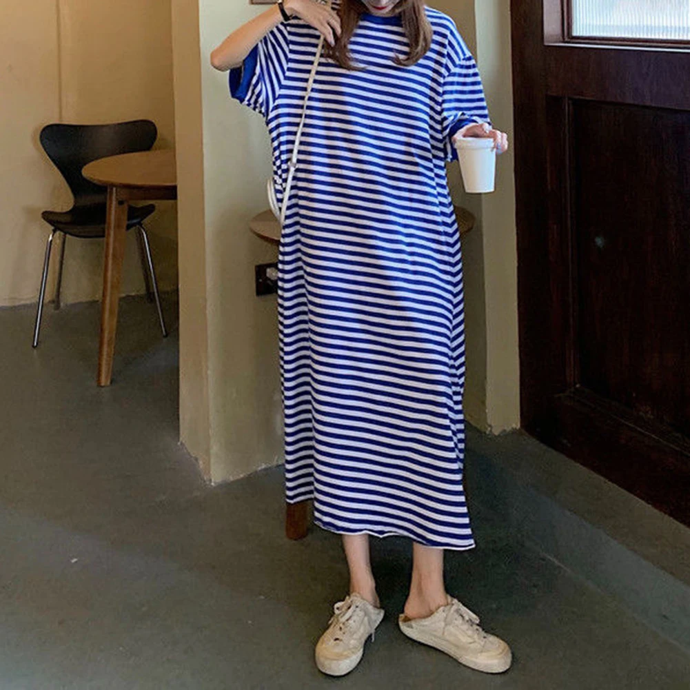 เสื้อยืดลายทางแขนสั้นลำลองสำหรับผู้หญิงช่วงฤดูร้อน ทรงหลวม กระโปรงแขนเสื้อ เสื้อคลุมด้านนอก เสื้อยืด ใยโพลีเอสเตอร์