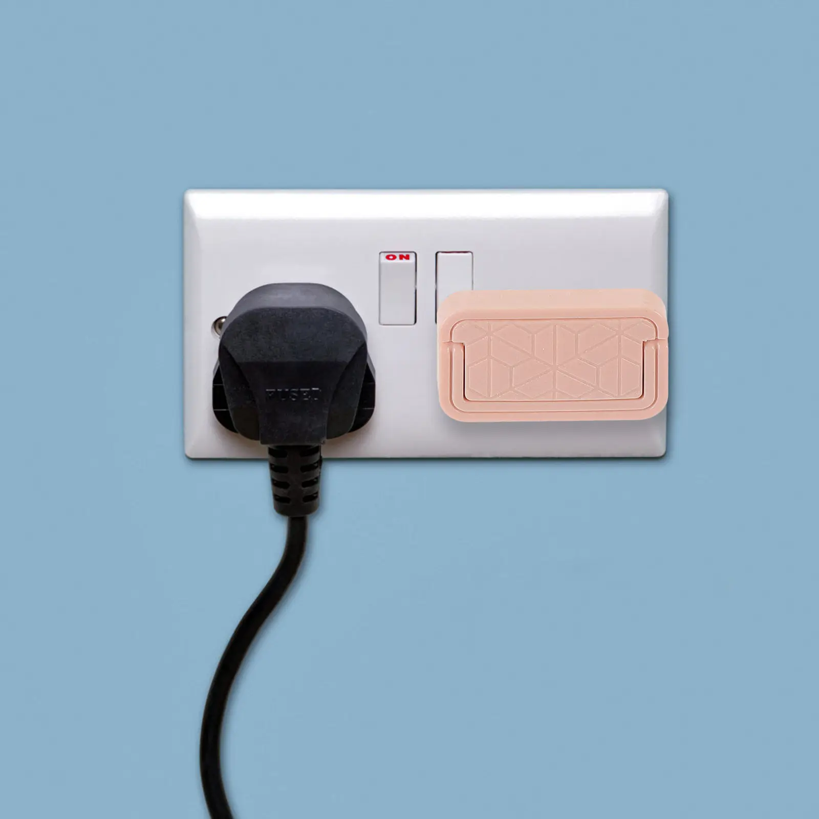 

8Pcs Outlet Covers for Baby Safety ABS Fireproof Socket Protective Covers Prevent Dust and Electric Leakage Home Use Set of 8