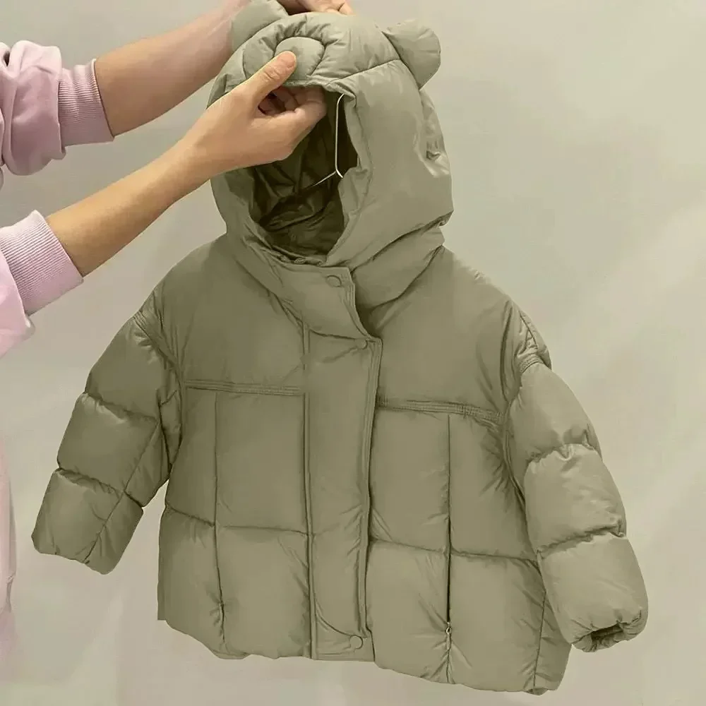 Cappotto per ragazze 2024 piumino invernale piumino per ragazzi nuova giacca imbottita in cotone versione coreana tinta unita con cappuccio spessa