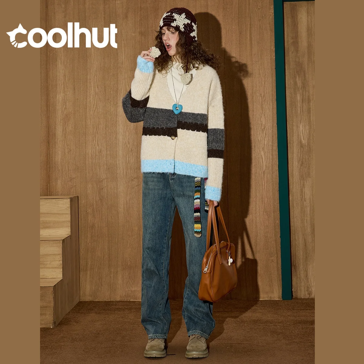 COOLHUT Retro Sweter Damski z Blokami Kolorów, Rozpinany, Zimowy 2025, Dekolt w Serek, Oversize, Gruba Włóczka, Wygodny, Casualowy, Elegancki Płaszcz