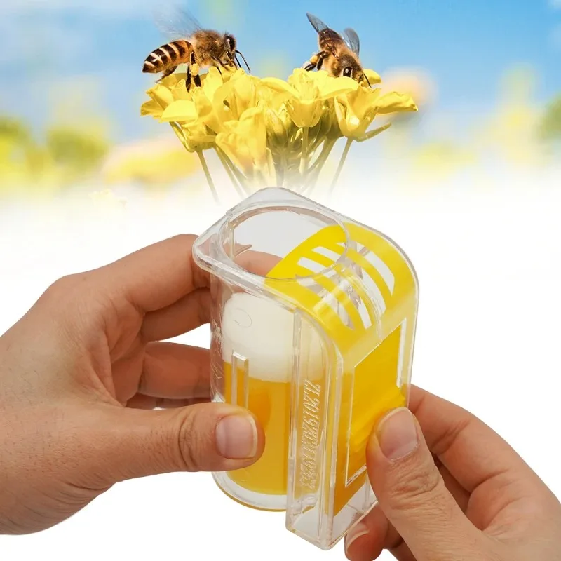 

Queen Bee Marking Catcher Plastic Beekeeper Tool for Garden Beekeeping Supplies Handle Marker Bottle with Plunger Plush Tools