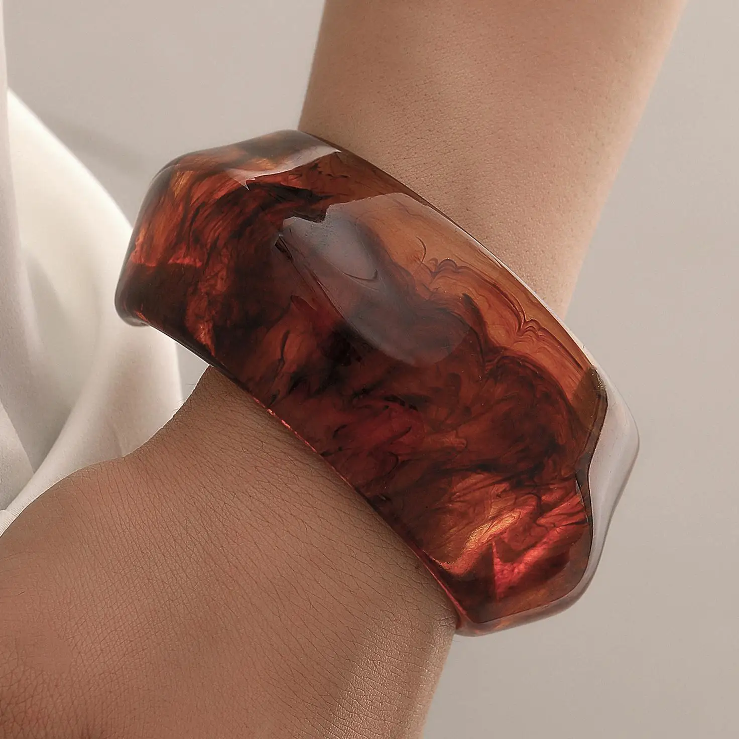 

Wide Version Geometric Arc adient Acrylic Bracelet Women's Faion Jewelry Fre out Fre Sle No Brand Registered