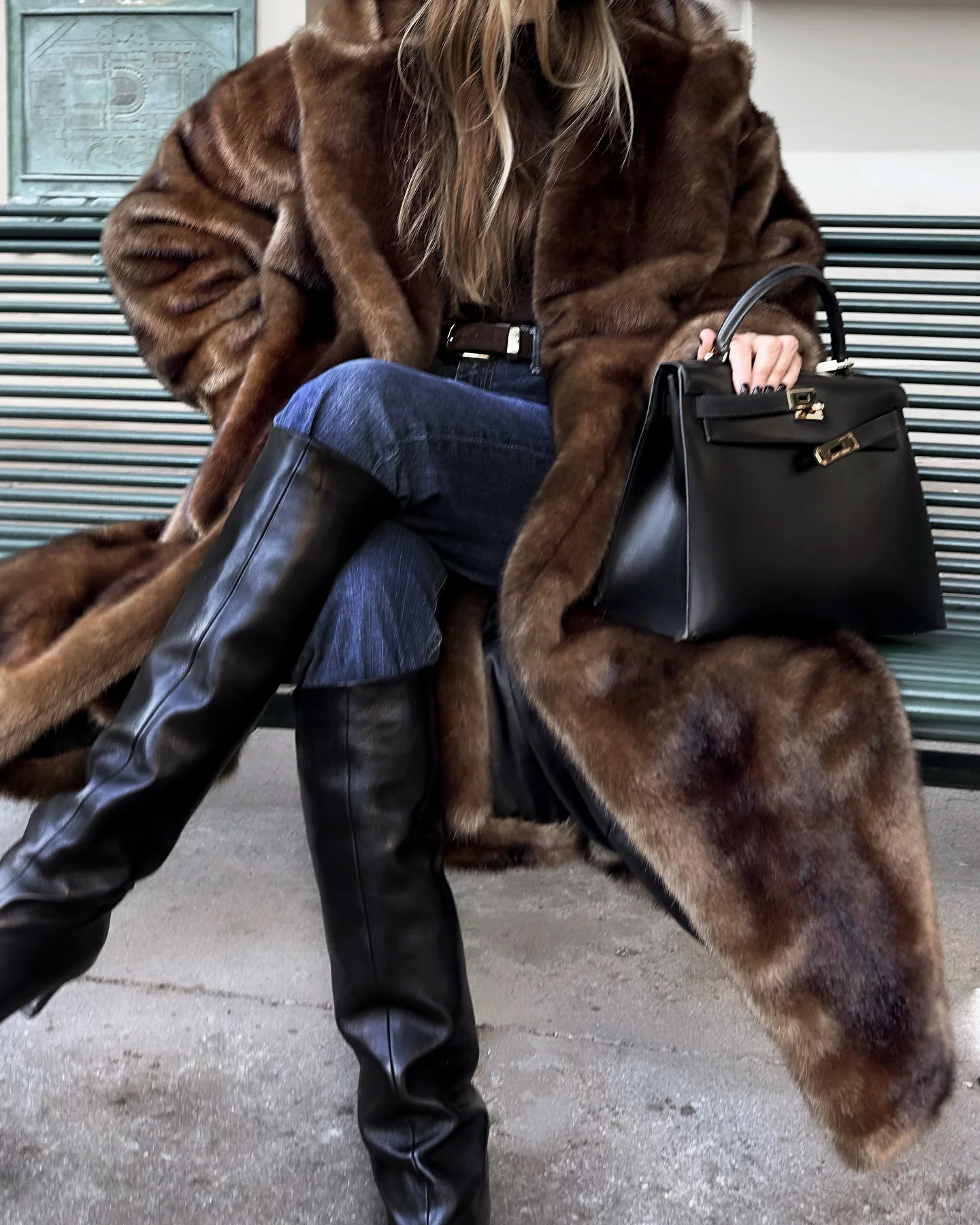 여성용 다크 다크 브라운 인조 모피 롱 오버코트, 싱글 브레스트 플리스 재킷, 트렌치 코트, 푹신한 플러시 따뜻한 코트, 2023 겨울 신상