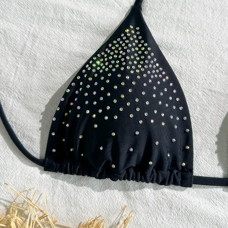 ชุดบิกินี่ผู้หญิงแบบผูกคอ แต่งลูกไม้ ชุดชั้นในแบบดันทรง สายผูกข้าง ชุดว่ายน้ำชายหาด