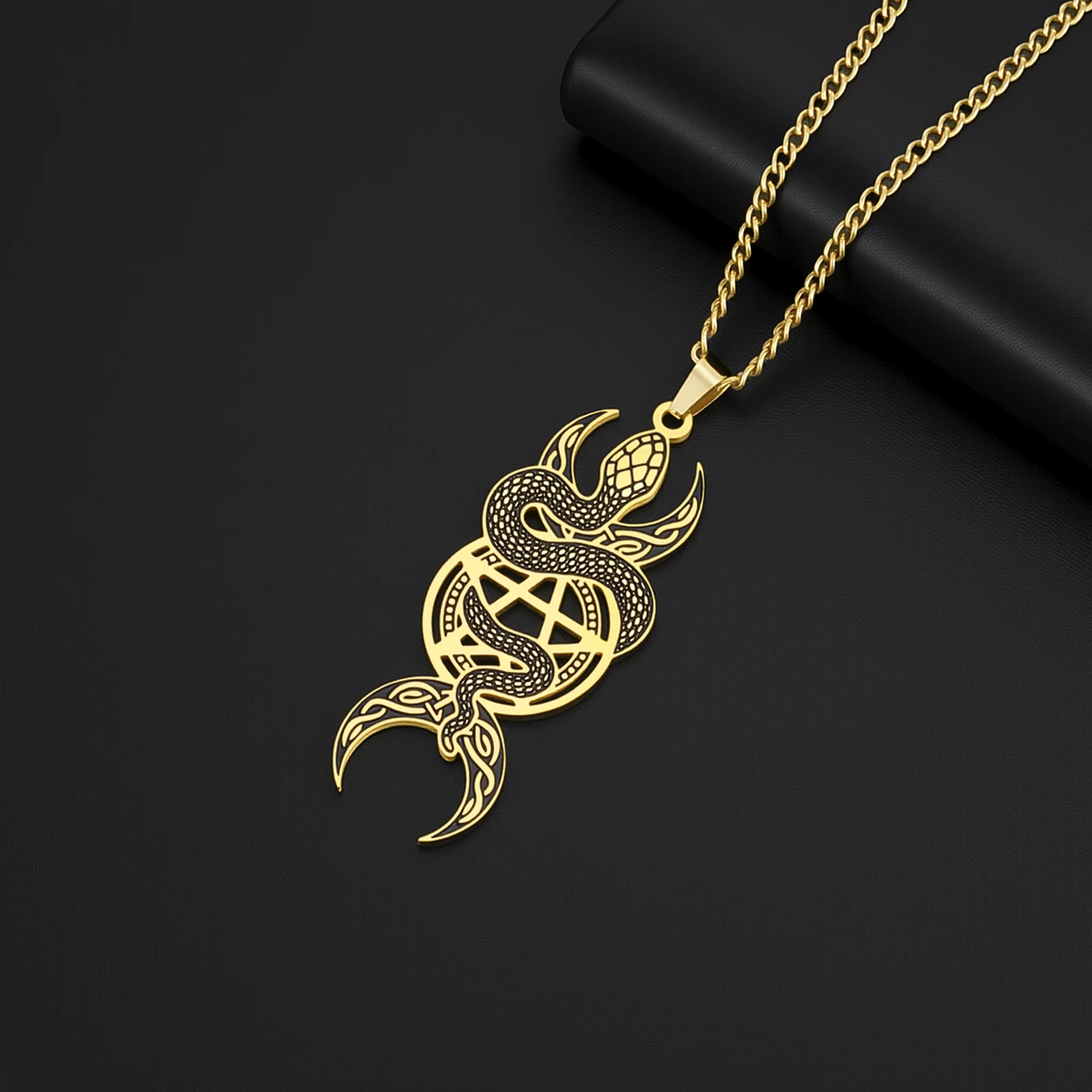 1PC Serpentine March Goddess Pendant Necklace Serpentine Wrapping March Goddess Smearing Retro Texture Witch Woman Man Jewelry