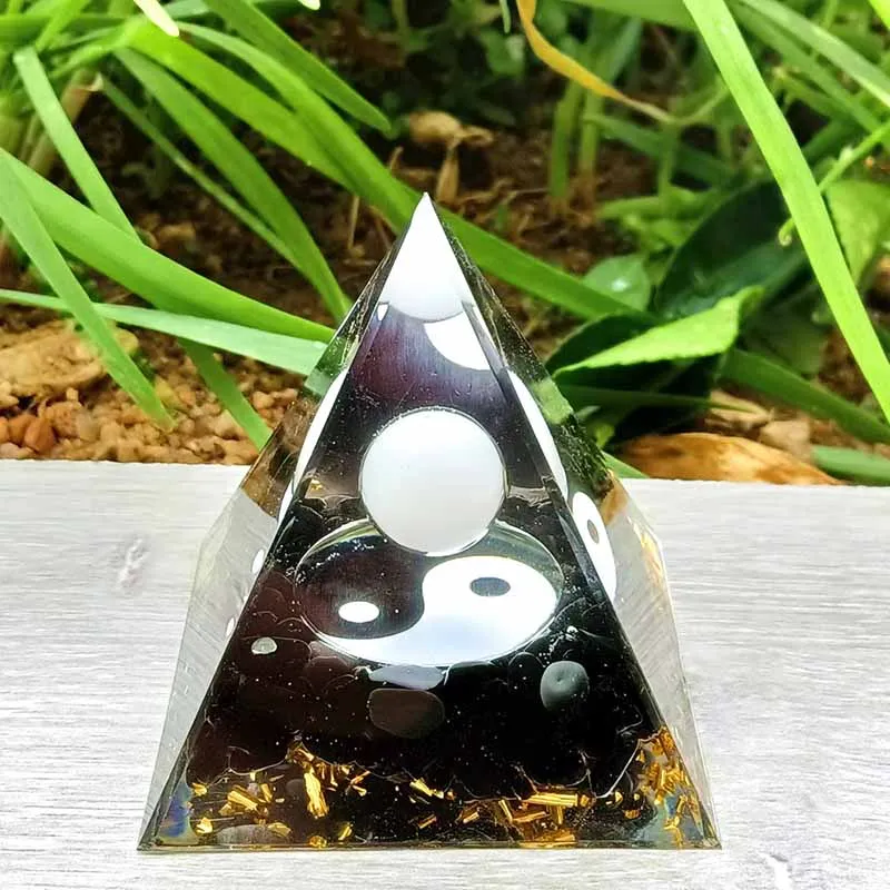 Natural Meditation Stone Orgonite Pyramid Healing Crystals Energy Generator Reiki Chakra Multiplier Orgone with