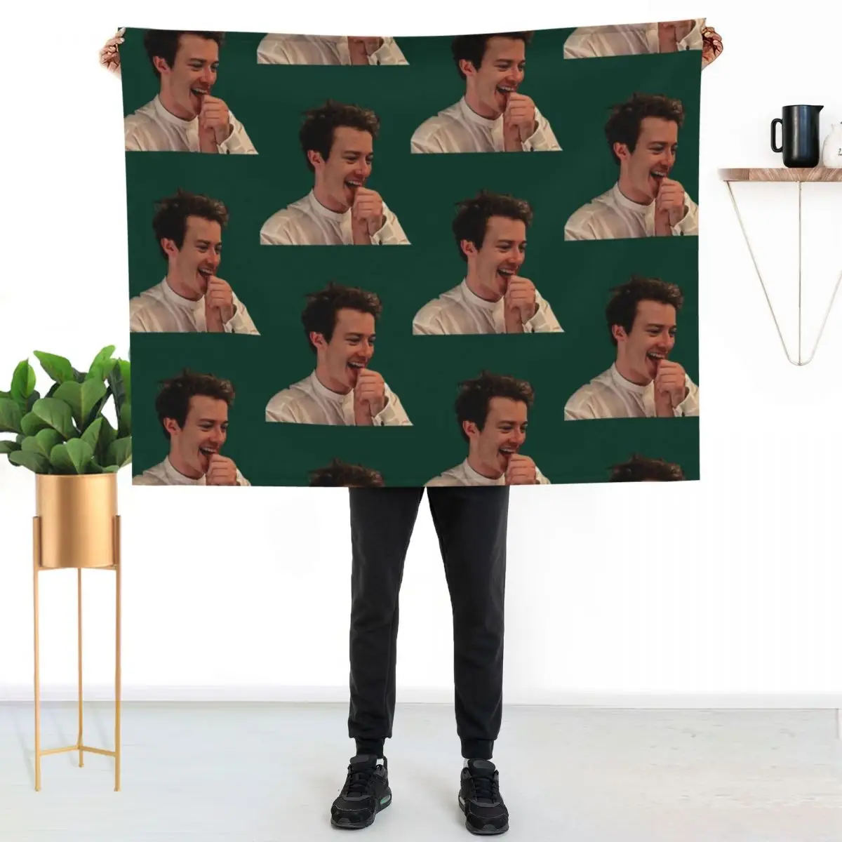 Joseph Quinn Throw Blanket manga Soft Beds Soft Thin Sofas Kid'S Blankets