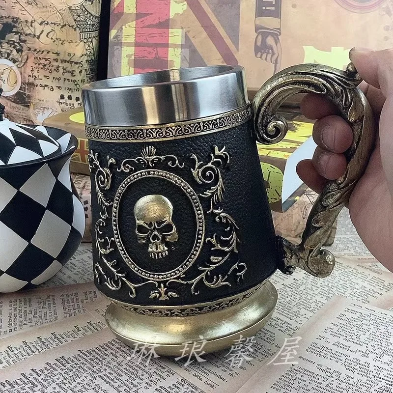 600ml Imitation Retro Shield Death Skeleton Bronze Mug Tankard Stainless Steel Resin Medieval Leather Beer Stein Golden