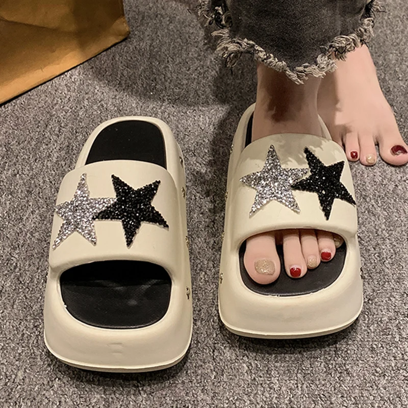 Summer Women Punk Slippers Garden Shoes Shine Star Decoration Slipper Outdoor Clogs Street Beach Sandal Casual Indoor Home Shoes