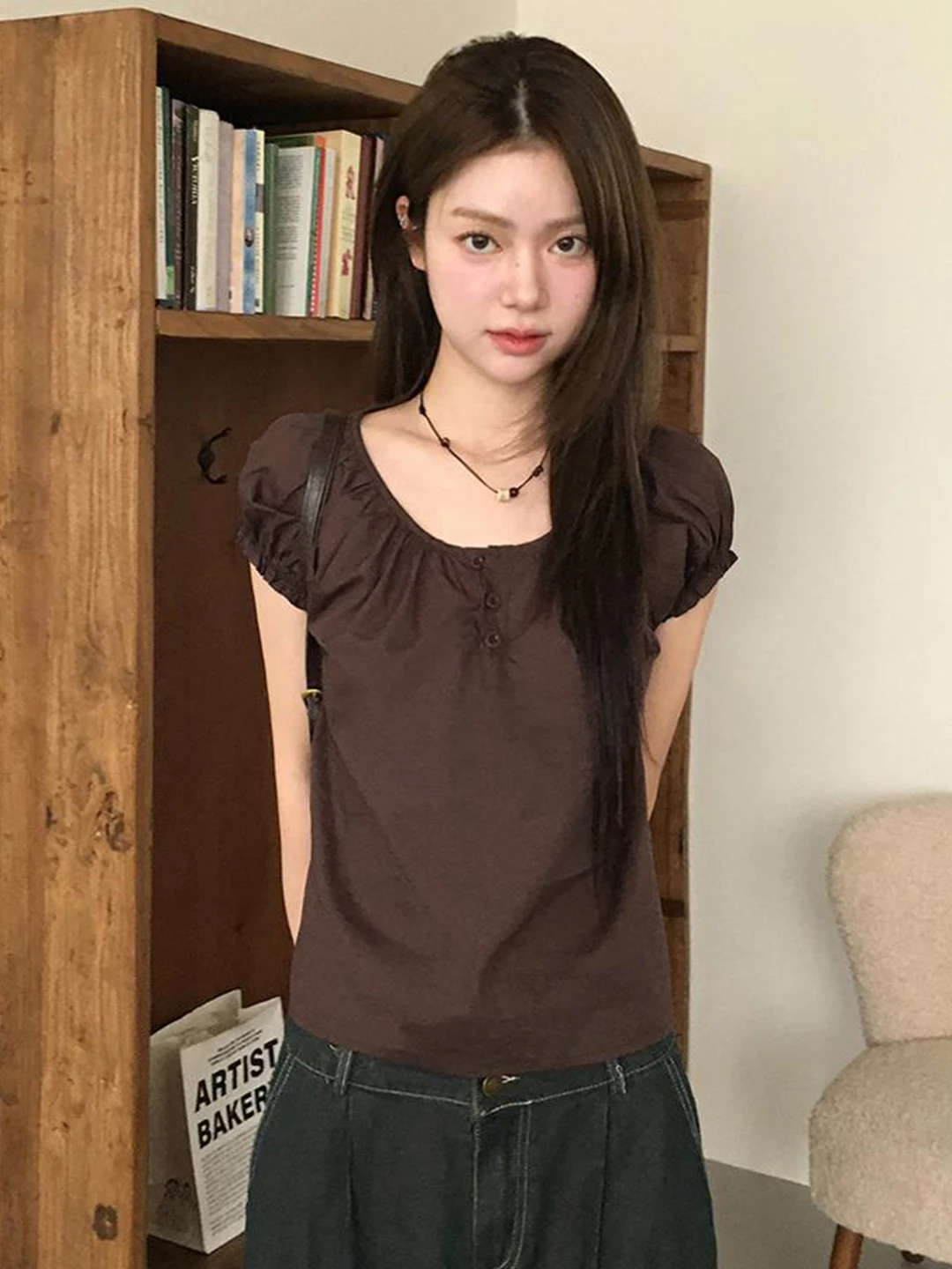 Romore 韓国風レトロ T シャツ バブルスリーブ プリーツ ラウンドネック ブラウン T シャツ ボタン カジュアル 多用途 トップス レディース ファッション