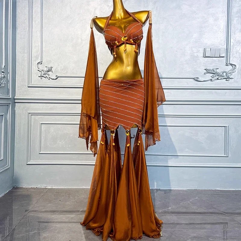 set di gonna lunga con nappa per reggiseno con stampa a caldo in chiffon di cotone romano color caramello da donna