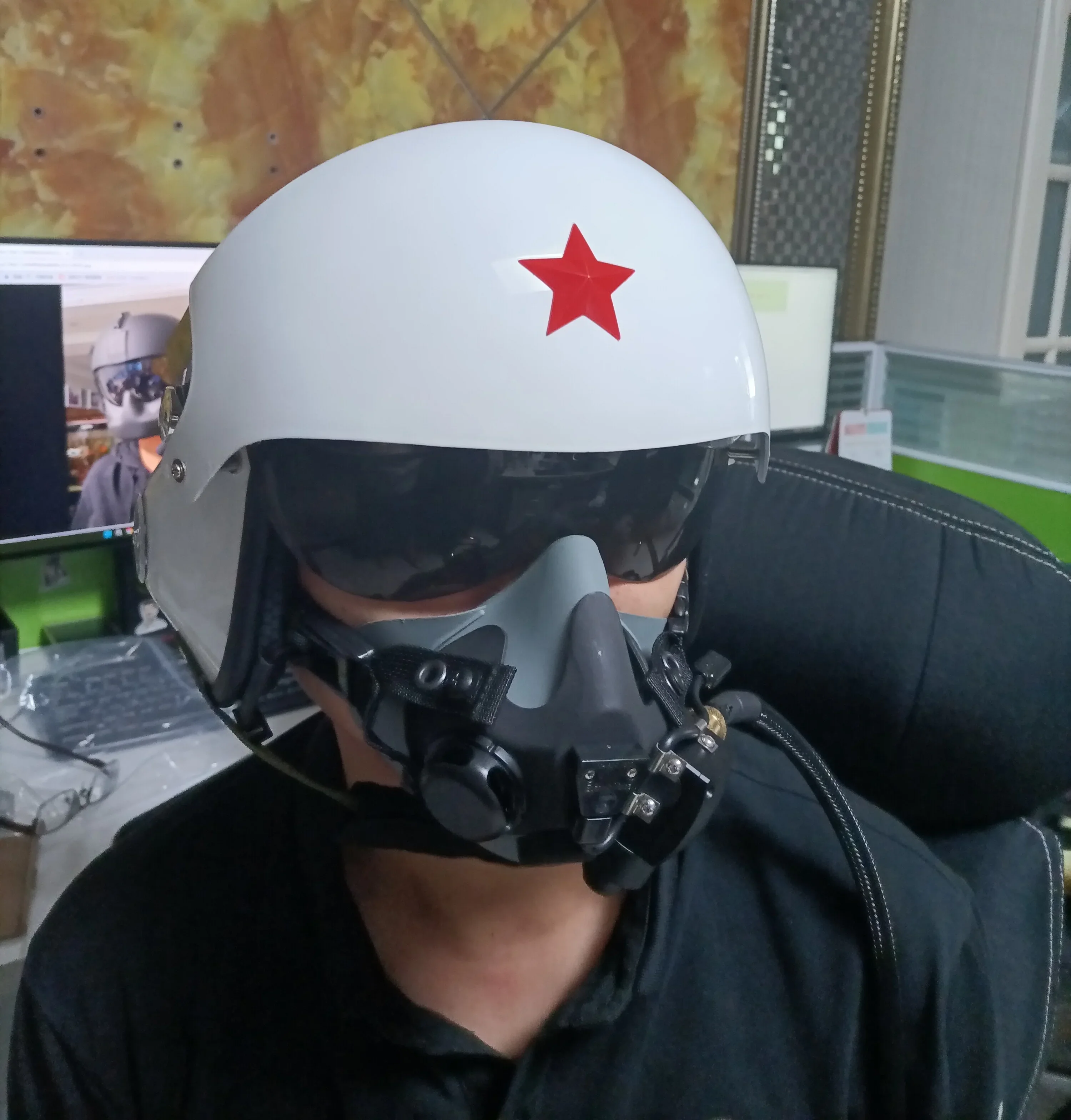 New Pilot Helmet Personalized Electric Motorcycle Riding Helmet Double Lenses Can Be Fitted with Oxygen Mask Flight Helmet