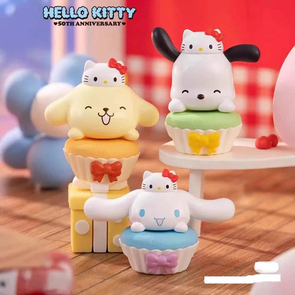 Miniso Hello Kitty Stapelbare Blindbox zum 50. Jahrestag Kuromi Pompompurin Cinnamoroll Pochacco Kindergeschenk zum Sammeln von Figurenspielzeug