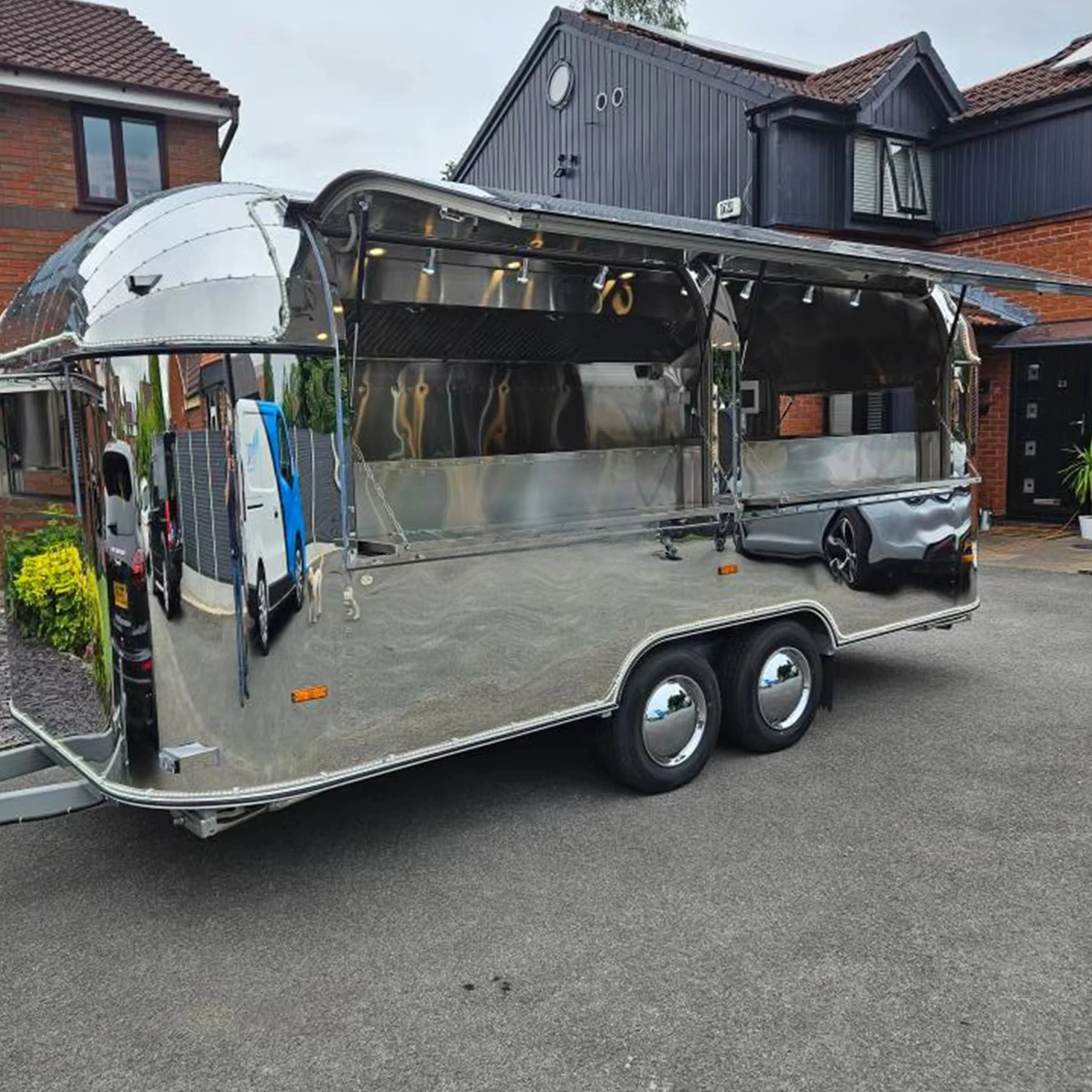 New Fiberglass Mobile Food Truck Trailer with Pizza Ice Cream Hot Dog Coffee & BBQ Kitchen-Rust Resistant  Warranty