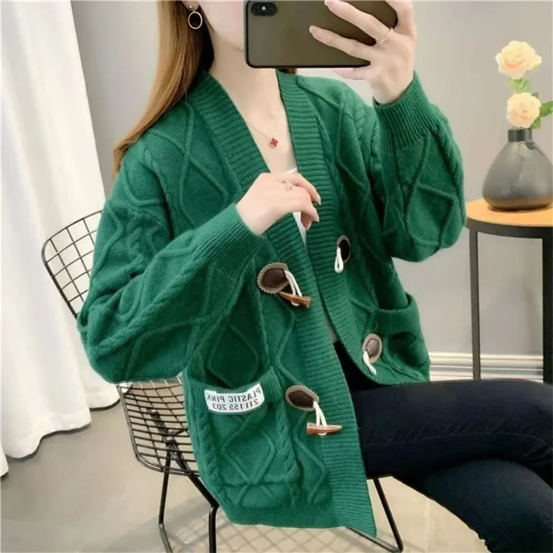 Green Autumn Winter New Women's Wool Jacket Warm Cardigan Cow Horn Button Sweater Coat Mid length Diamond Checker Coat Women