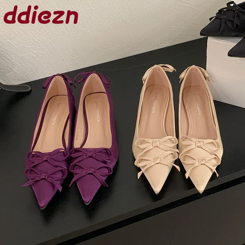 2025 nueva moda de seda poco profunda zapatos de tacón bajo para mujer con nudo de mariposa calzado sin cordones para mujer zapatos de tacón con punta estrecha para mujer
