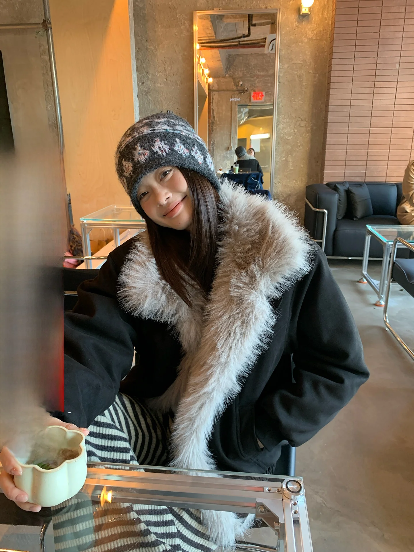 

Женская зимняя куртка Bla Fur Jaet из тонкого хлопка сэндвичем, уникальный дизайн, красивая песня Zhengen для поездок на работу, свободная посадка