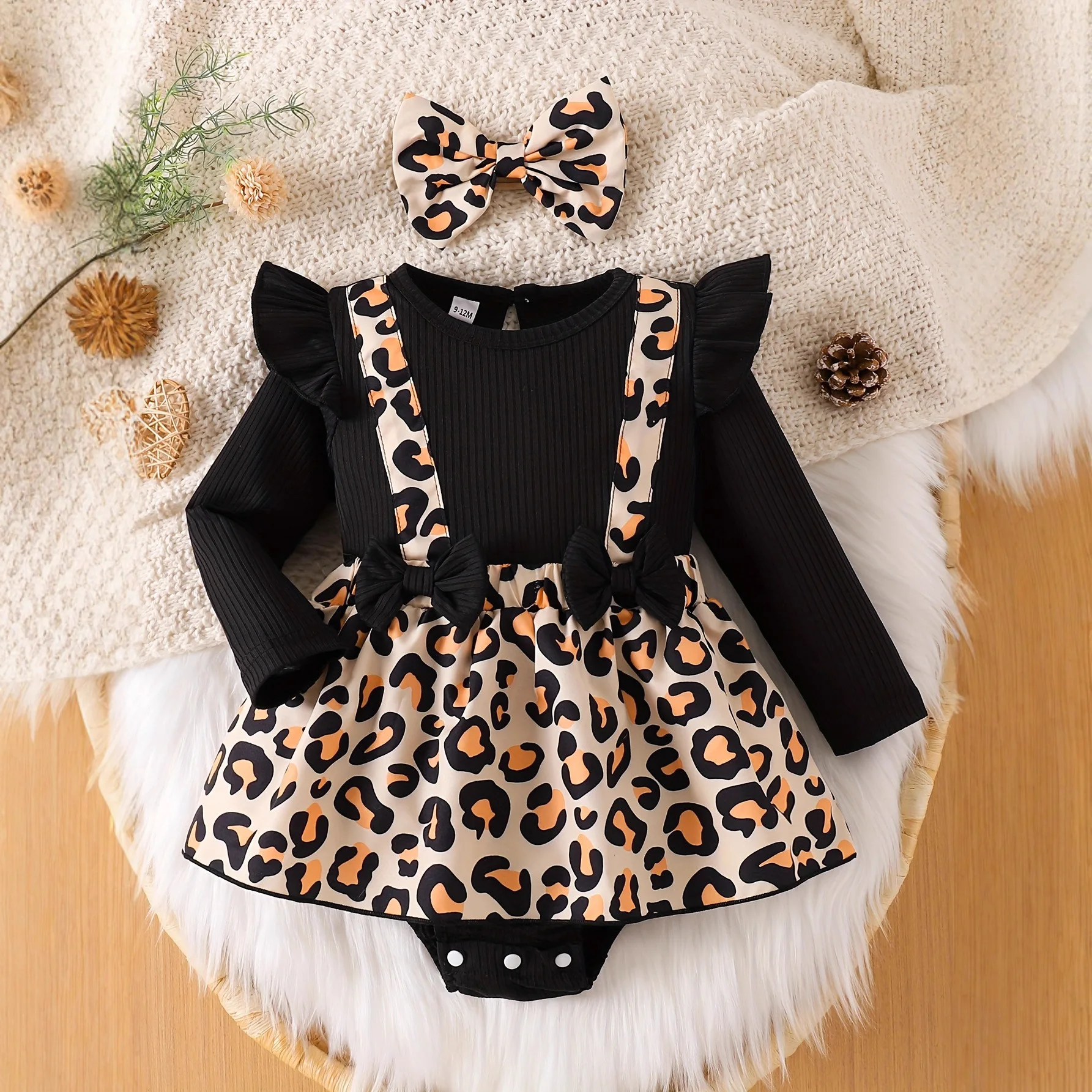 INS Newborn Infant and Toddler Baby Girl Spring and Autumn Flying Sleeve Bow Splicing Leopard Print Skirt Fart Romper