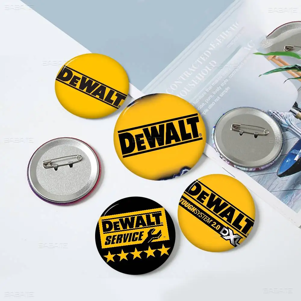 D-Dewalts Logo Creative Pins Funny Round Snap-in Brooch Badge Backpack Hat Accessories Jewelry Gifts for Friend