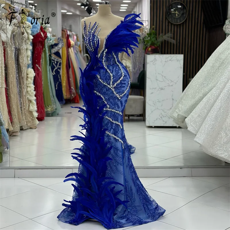 Robe de soirée sirène bleu royal, plumes de cristal, appliques en dentelle perlée de Dubaï, robe de soirée formelle, robe de Rhde célébrité, élégante