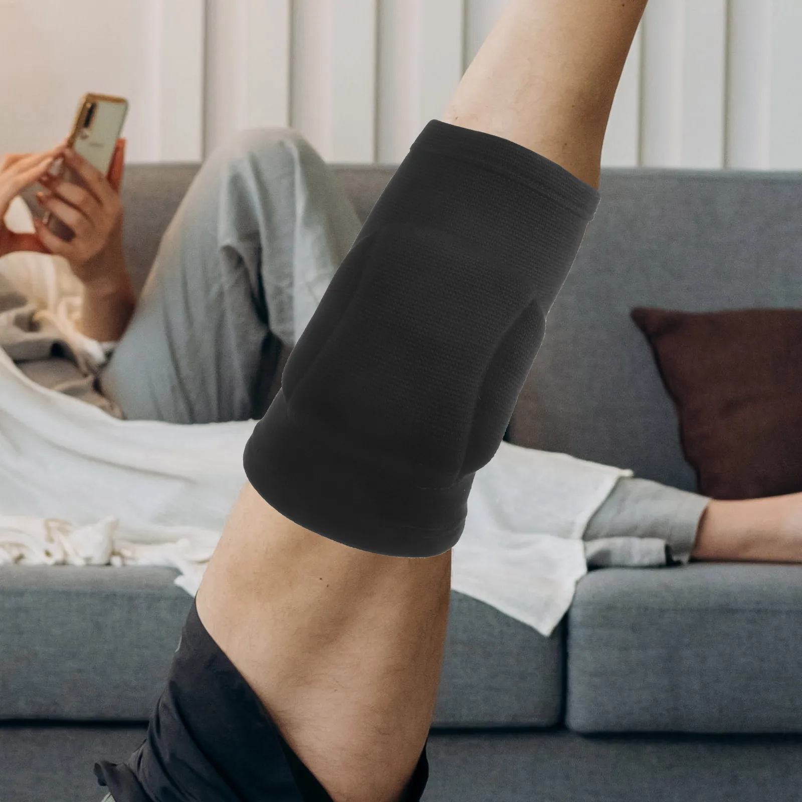 

Thickened EVA Sponge Knee Pads Compression Patella Support Basketball for Volleyball Football Sports Work