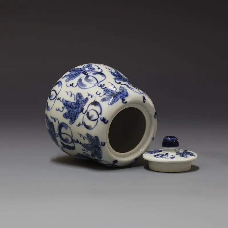 وعاء بورسلين صيني أزرق وأبيض على شكل عناب تشينغ 4.13 بوصة #4