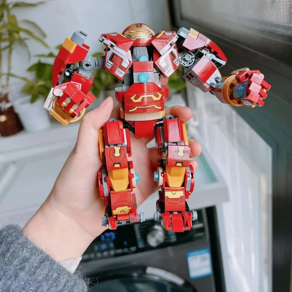 LEGO Marvel The Hulkbuster The Battle of Wakanda 76247 Action