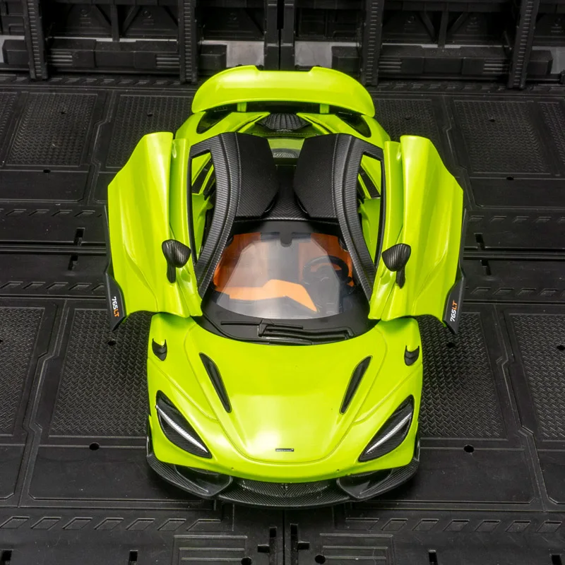 CCA 1: 24 simulation McLaren 765LT alloy car model, doors and hood can be opened has simulated sound and lighting functions