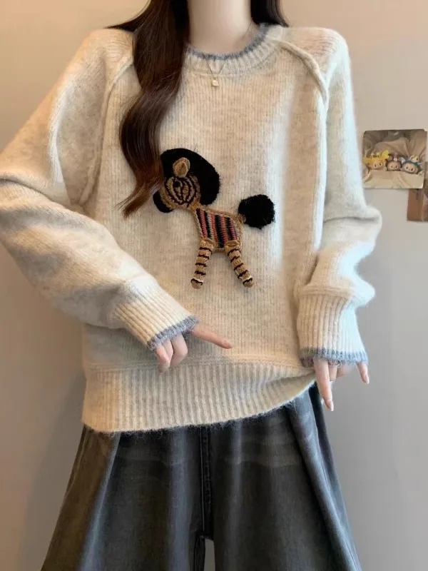 

Large Size Cartoon 3D Decoration Long Sve Loose Knitted Sweater for Women Autumn Winter Casual Comfortable Top