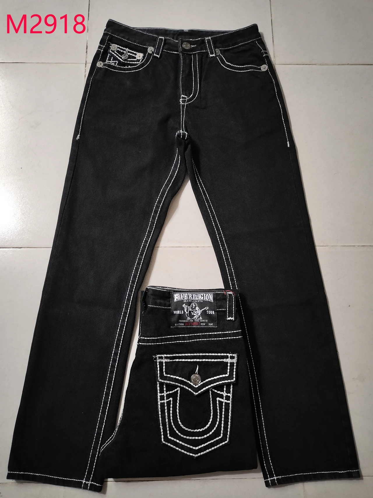 Black and white thick line m2918