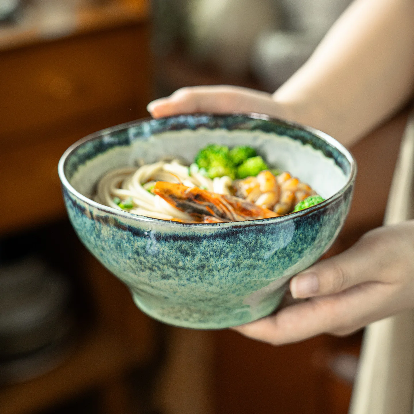 

Glaze Retro Ceramic Bowl Creative High Foot Irregular Shape Home Dish Noodle Salad Bowl