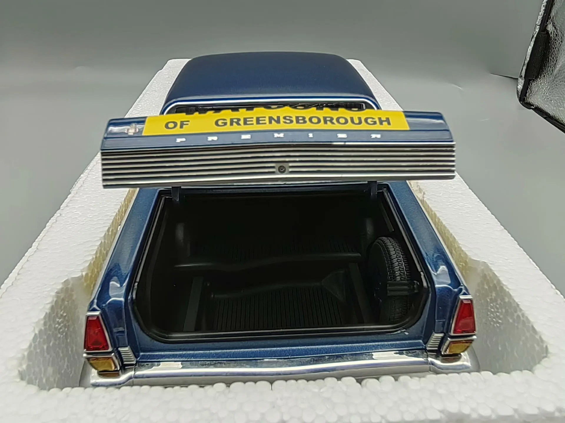 AUTOart 1:18 HR PREMIER 1969 P.BROCK No.4 Simulation Limited Edition All Open Alloy Metal Static Car Model Toy Gift