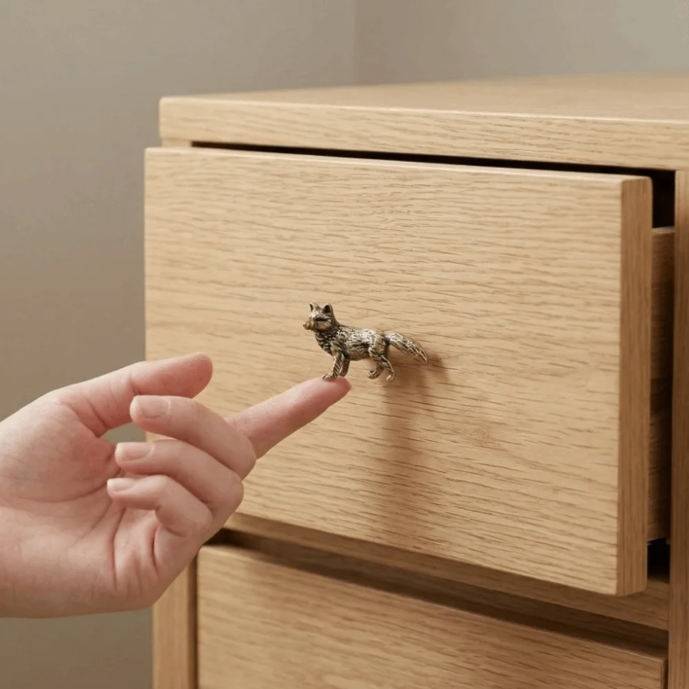 

Retro Vixen Brass Handle Vintage Single Hole Cabinet Door Knobs Furniture Hardware Gold Wardrobe Drawer Pulls Furniture