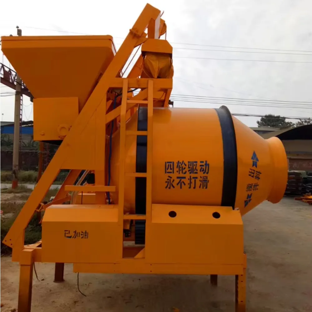 Automatyczna betonarka diesla o dużej pojemności, sprzęt do mieszania cementu z systemem odchylania wiadra, przeznaczona do budowy inżynieryjnej.