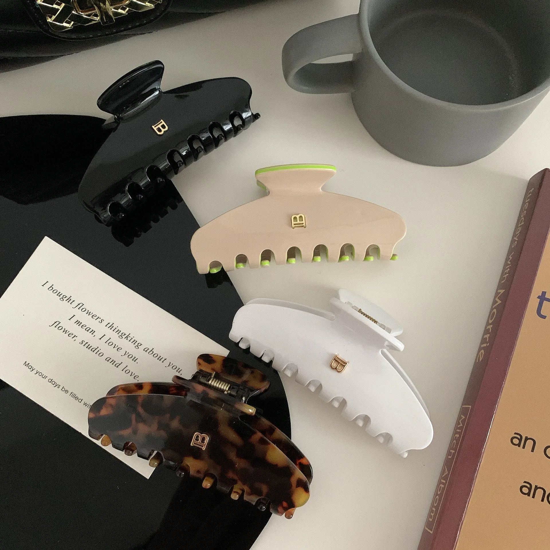 Acetate Hair Claw Clip Letter B Curved Strong Hold Back Head High Ponytail Women Daily Lightweight Premium Comfortable