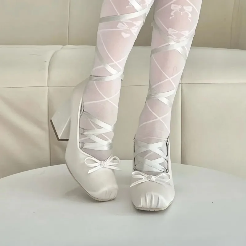 Zapatos de tacón grueso Lolita para mujer, calzado elegante de estilo francés, Ballet con cordones, primavera y verano, 2024