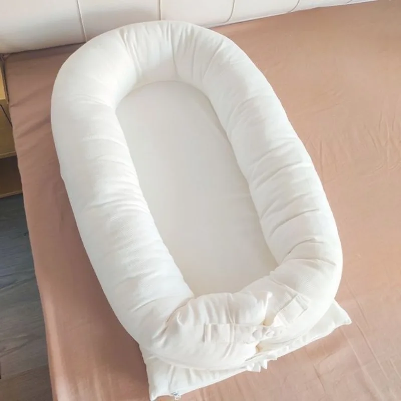 

Детская колыбель-кокон с защитой от опрокидывания, 15 дюймов ° Наклонная водонепроницаемая кроватка-матрас и успокаивающие игрушки, имитация матки для новорожденных