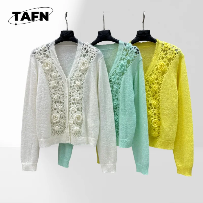 

Women's Premium Vintage Cashmere Cardigan – Soft and Stylish for 2025 Vintage Style and Cozy Warmth for Everyday Wear AG3035