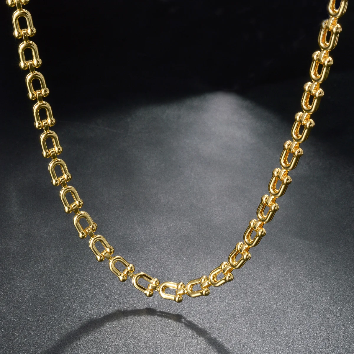 Hiphop Punk Curb Cuban Link Chain Necklace for Statement Women Man Necklace Gold Color Choker Classic Wedding Party Jewelry Gift