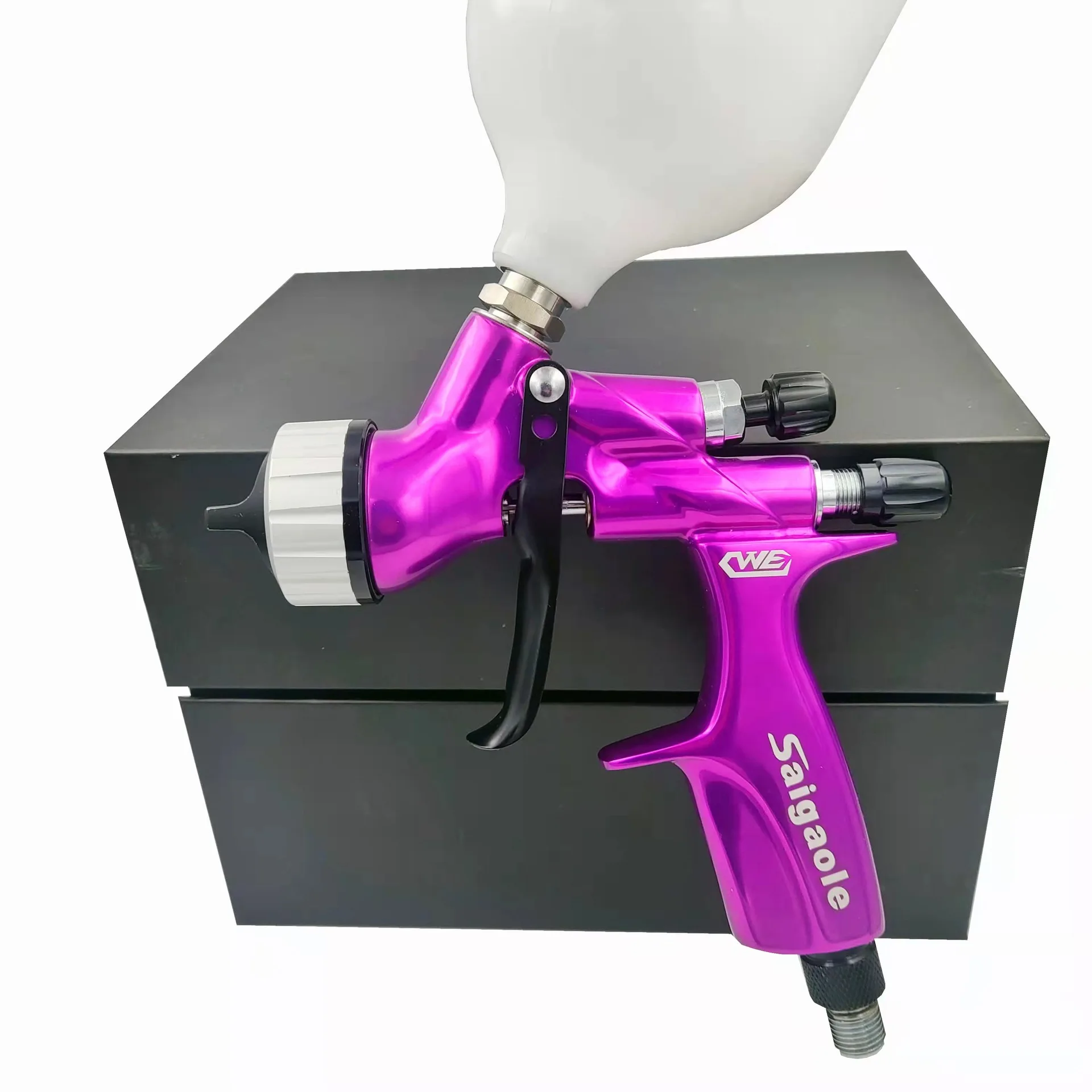 VALIANTOIN Paint Spray Gun 1.3mm 1.7mm Forged Sheet Metal High-end Varnish Eco Friendly Car Furniture Spray Gun CWE