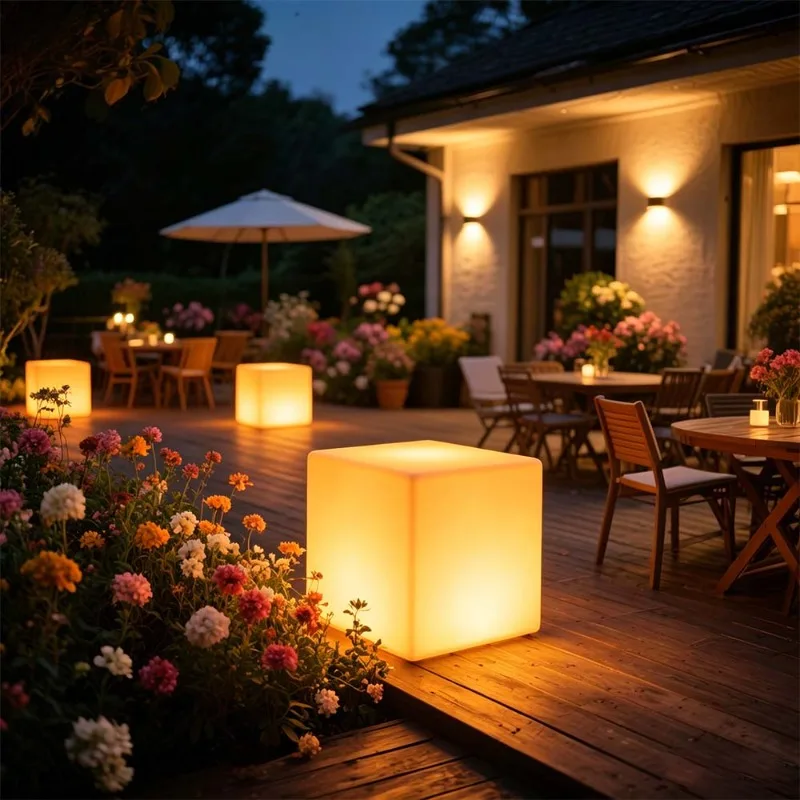 IP65 Waterproof PE Plastic LED Cube Seat 16 RGB Color Changing Rechargeable Luminous Chair for Outdoor Garden Bar Wedding Party