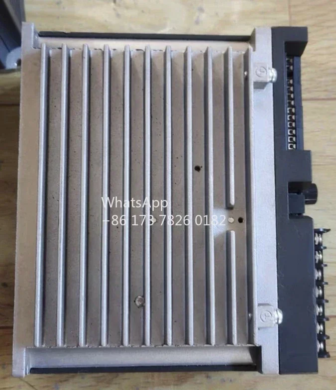 Инвертор б/у S310-201-H1D 0,75 кВт 220 В