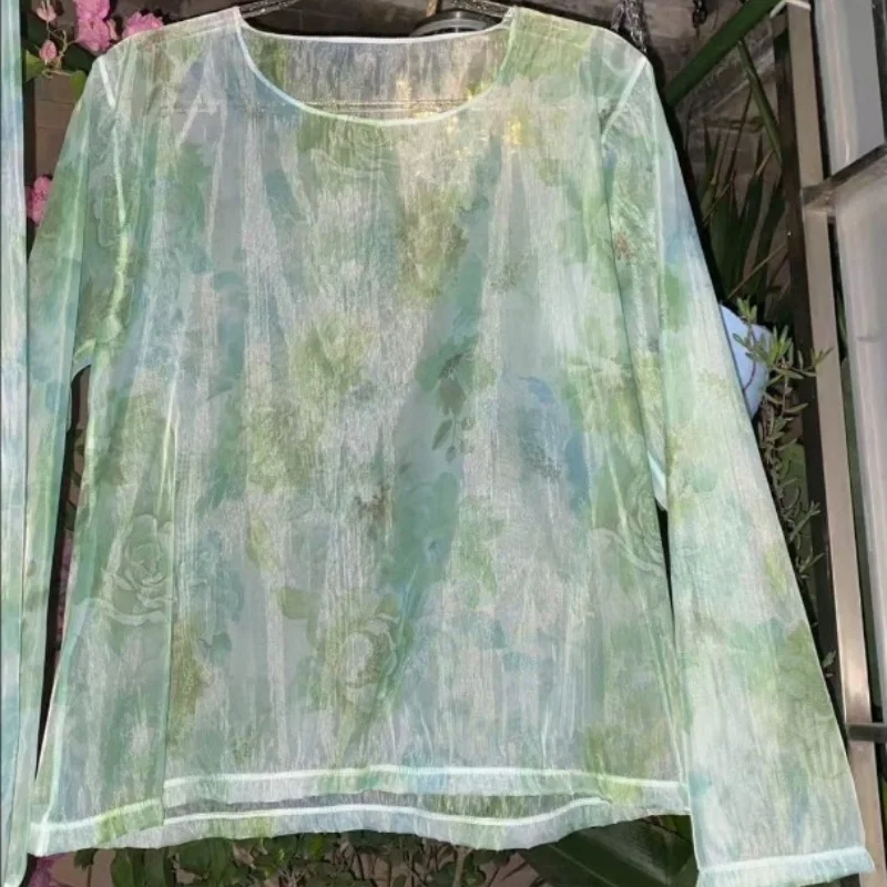 

﻿ Сексуальные мужские глянцевые прозрачные пижамы с розовыми цветами, тюлевые топы, брюки, женские большие размеры, шелковистая на ощупь эротическая одежда для сна, комплект брюк