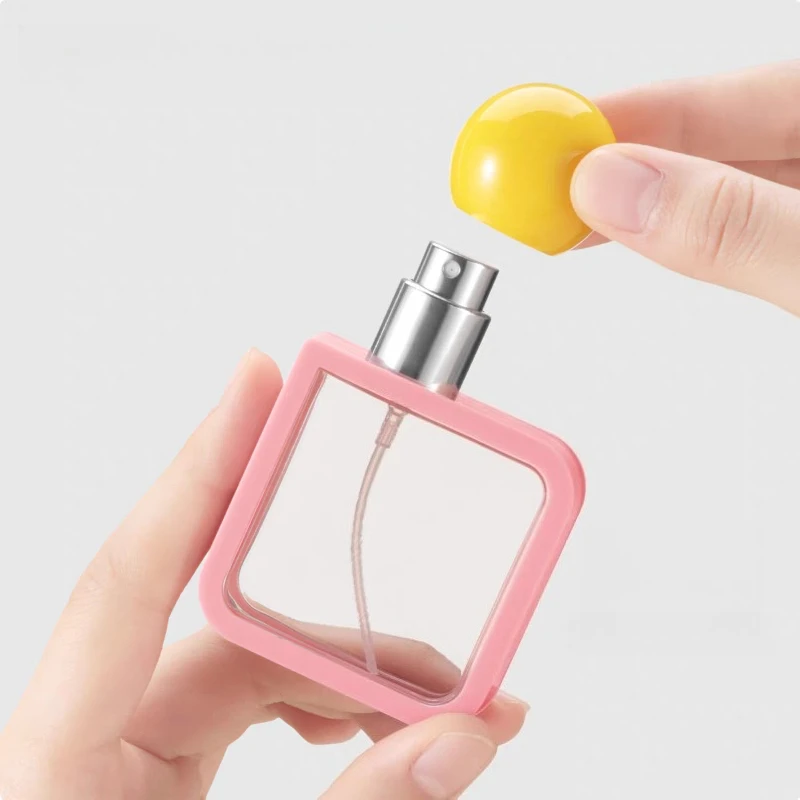 

40ml Four Color Perfume Atomizer Bottle Alcohol Container Travel Set Plastic Press Spray Bottle Portable Disinfecting Mist