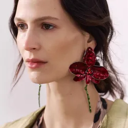 Hot red dripping flower metal earrings Green stem pendant feel vintage handmade earrings new