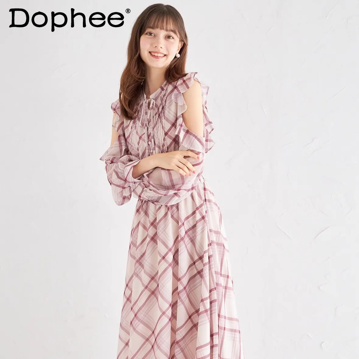 

2026 Spring and Autumn New Japanese Style Sweet Girl Ruffled Off-Shoulder Classic Plaid Dress Commuting Casual Versatile Dress